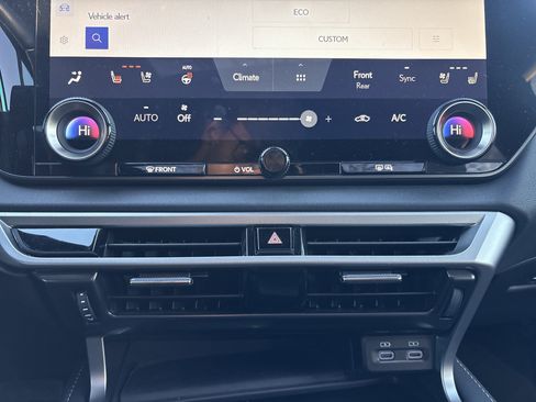 Certified 2024 Lexus RX 350 Premium image 29