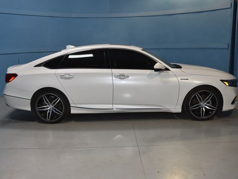 Used 2022 Honda Accord Touring image 25
