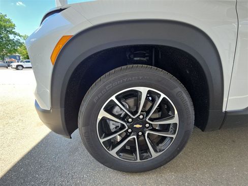 New 2026 Chevrolet TrailBlazer LT w/ Convenience Package AWD/4WD image 31