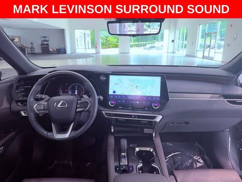 Used 2024 Lexus RX 350 FWD w/ Convenience Package image 17