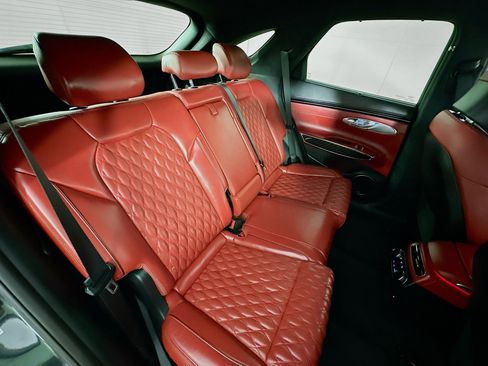 Used 2023 Genesis GV70 3.5T Sport w/ Sport Prestige Package image 28