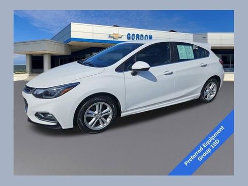 Used 2017 Chevrolet Cruze LT w/ Convenience Package image 1