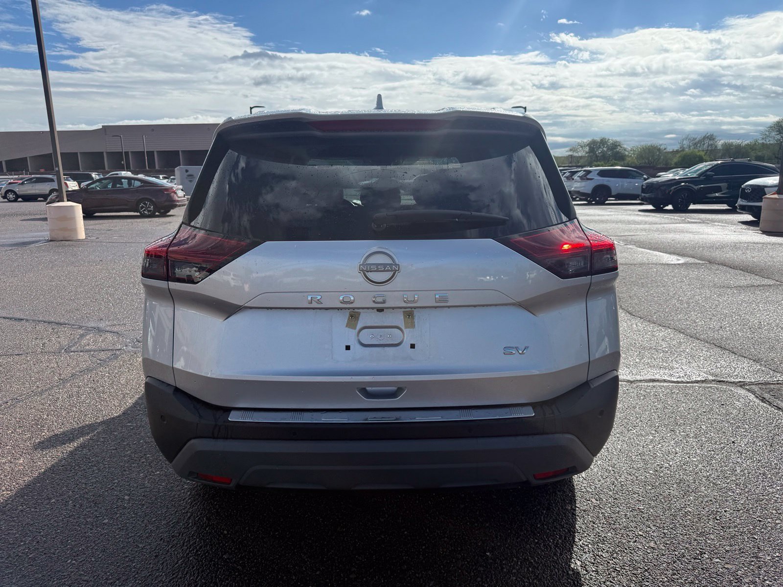 Certified 2023 Nissan Rogue SV w/ SV Premium B Package FWD image 6