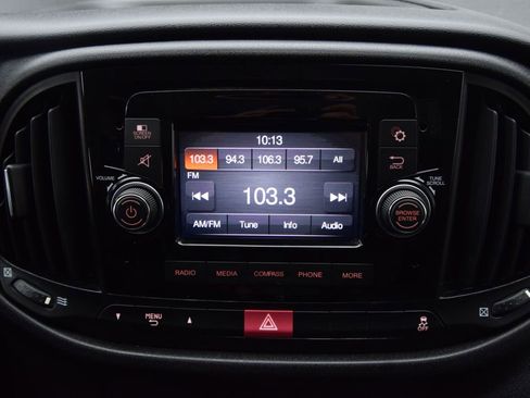 Used 2020 RAM ProMaster City Tradesman image 17