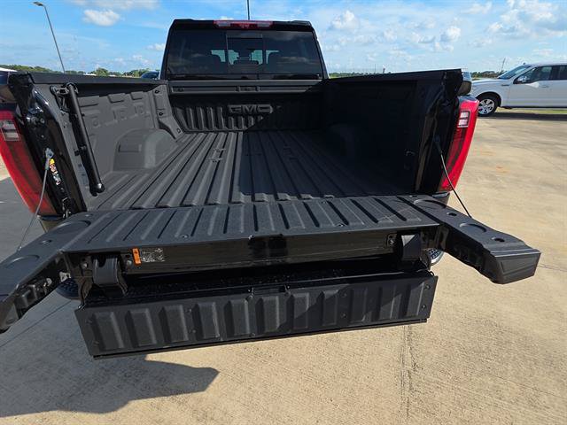 Used 2025 GMC Sierra 2500 Denali Ultimate AWD/4WD image 12