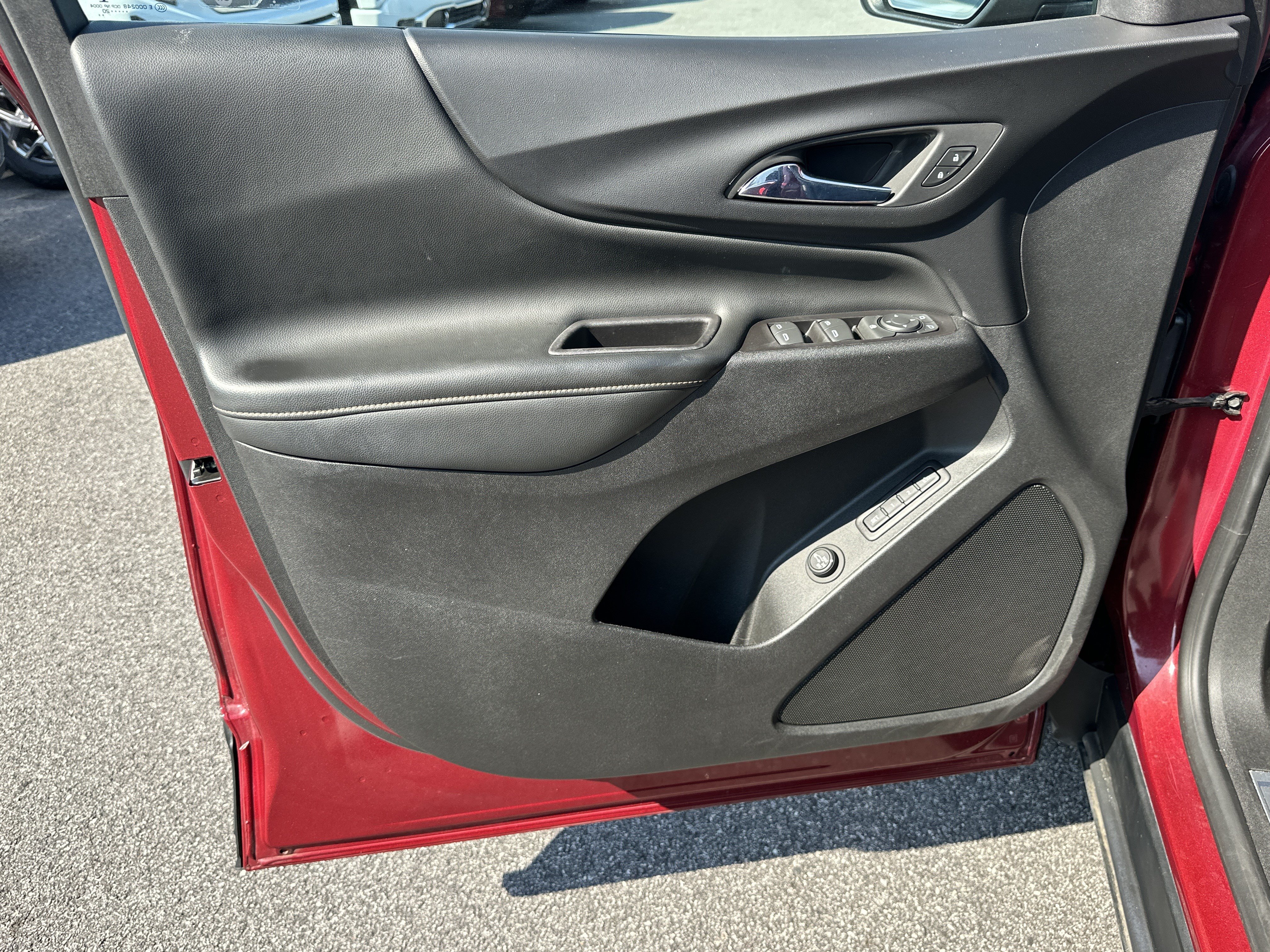 Certified 2020 Chevrolet Equinox Premier FWD image 11