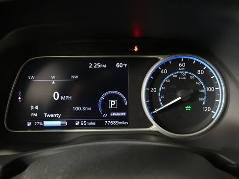 Used 2018 Nissan Leaf SL w/ SL Technology Package image 29