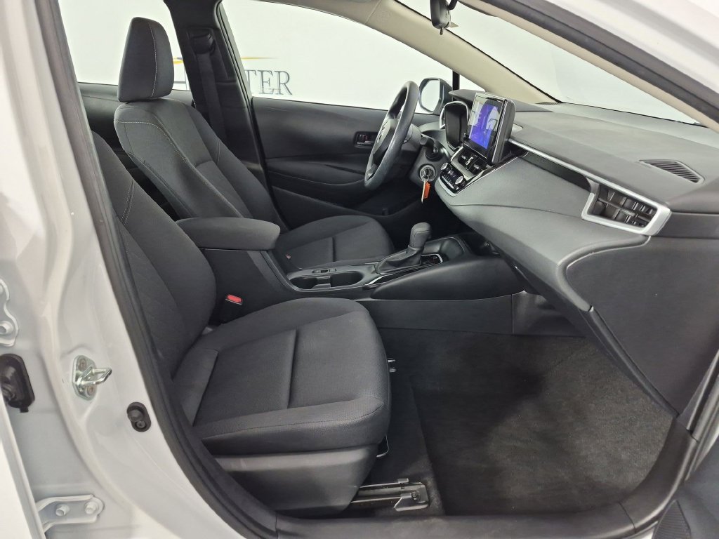 Used 2023 Toyota Corolla LE FWD image 36