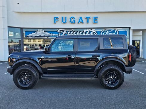 New 2026 Ford Bronco Outer Banks AWD/4WD image 1