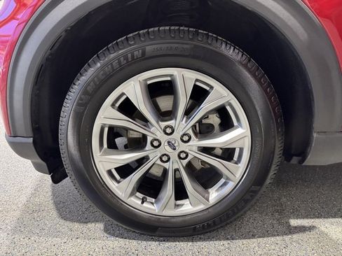 Used 2021 Ford Explorer XLT w/ Equipment Group 202A image 27