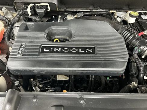Used 2019 Lincoln Nautilus Reserve AWD/4WD image 25