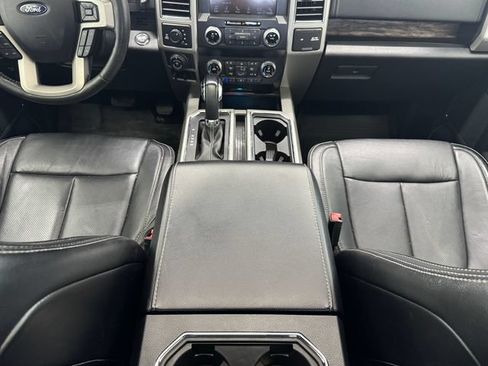 Used 2019 Ford F150 Lariat w/ Equipment Group 502A Luxury AWD/4WD image 44