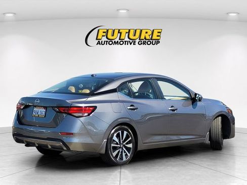 Used 2025 Nissan Sentra SV w/ SV Premium Package FWD image 4