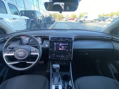 Used 2024 Hyundai Tucson SEL image 15