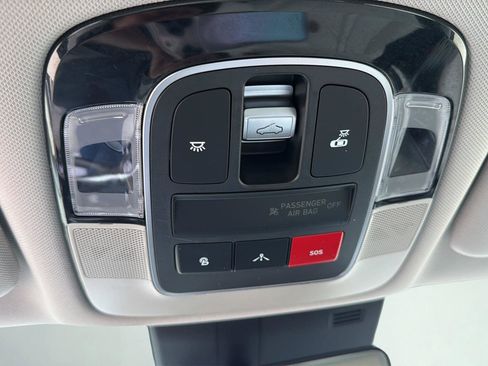 Used 2023 Hyundai Sonata SEL w/ Convenience Package FWD image 17
