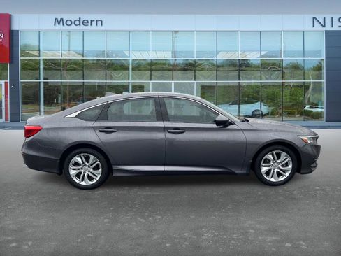 Used 2019 Honda Accord LX image 4