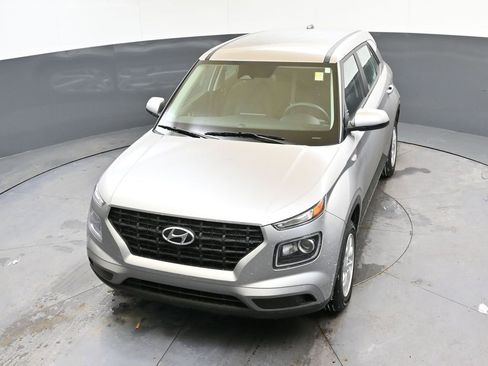 Certified 2023 Hyundai Venue SE image 43