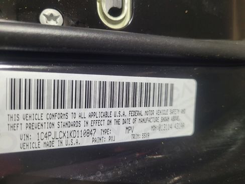 Used 2019 Jeep Cherokee Latitude w/ Popular Appearance Group FWD image 33