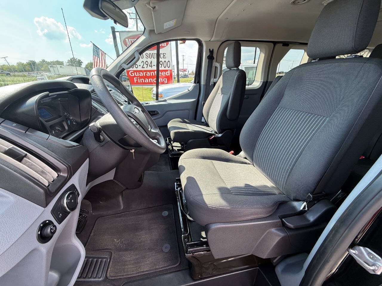 Used 2018 Ford Transit 350 XL RWD image 8