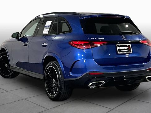 Used 2023 Mercedes-Benz GLC 300 4MATIC image 11