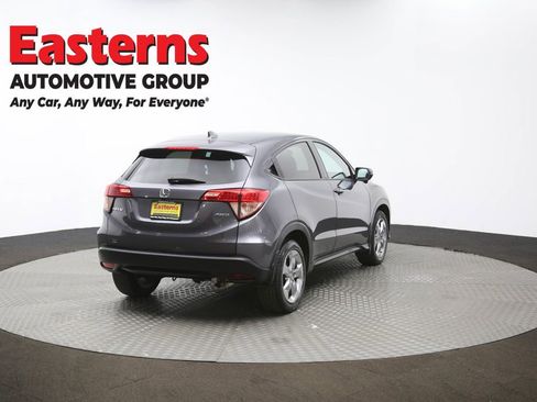 Used 2017 Honda HR-V EX image 39