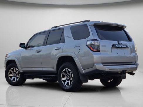 Used 2022 Toyota 4Runner TRD Off-Road Premium AWD/4WD image 22