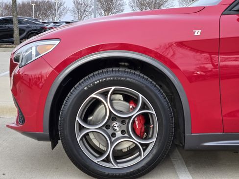 Used 2022 Alfa Romeo Stelvio Ti w/ Active Assist Plus Package image 12