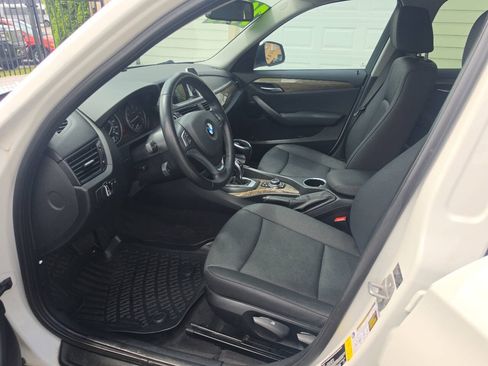 Used 2013 BMW X1 sDrive28i RWD image 8