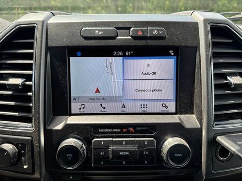 Used 2018 Ford F150 XLT w/ Equipment Group 302A Luxury AWD/4WD image 17