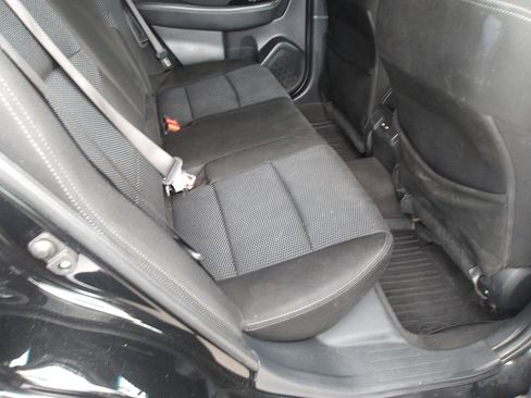 Used 2018 Subaru Outback 2.5i Premium AWD/4WD image 11