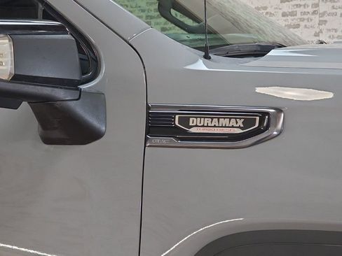 Used 2024 GMC Sierra 1500 AT4 w/ Technology Package image 10