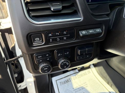 Used 2024 Chevrolet Tahoe High Country image 12