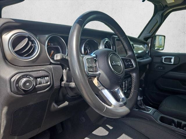 Used 2021 Jeep Wrangler Unlimited Sahara w/ Safety Group AWD/4WD image 9