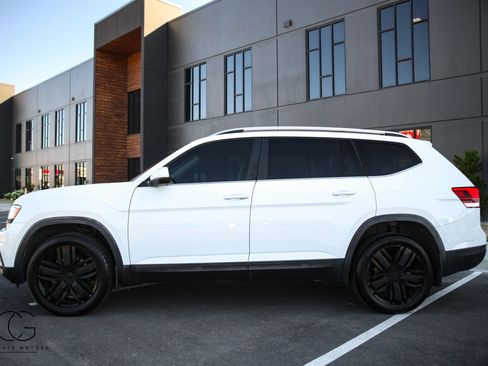 Used 2019 Volkswagen Atlas SE w/ Towing Package AWD/4WD image 10