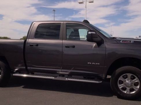 Used 2025 RAM 2500 Big Horn AWD/4WD image 3