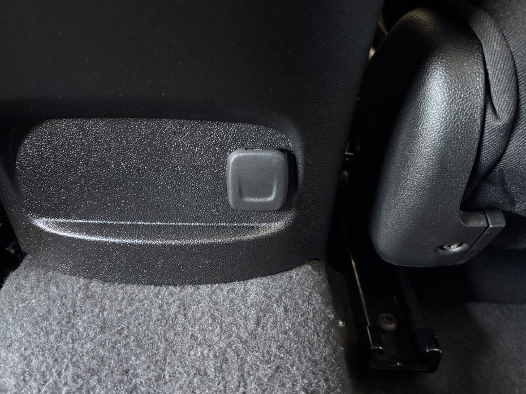 Used 2024 Chevrolet Malibu LT FWD image 18