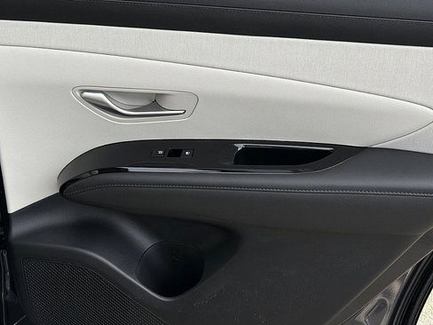 Certified 2025 Hyundai Tucson Limited image 25