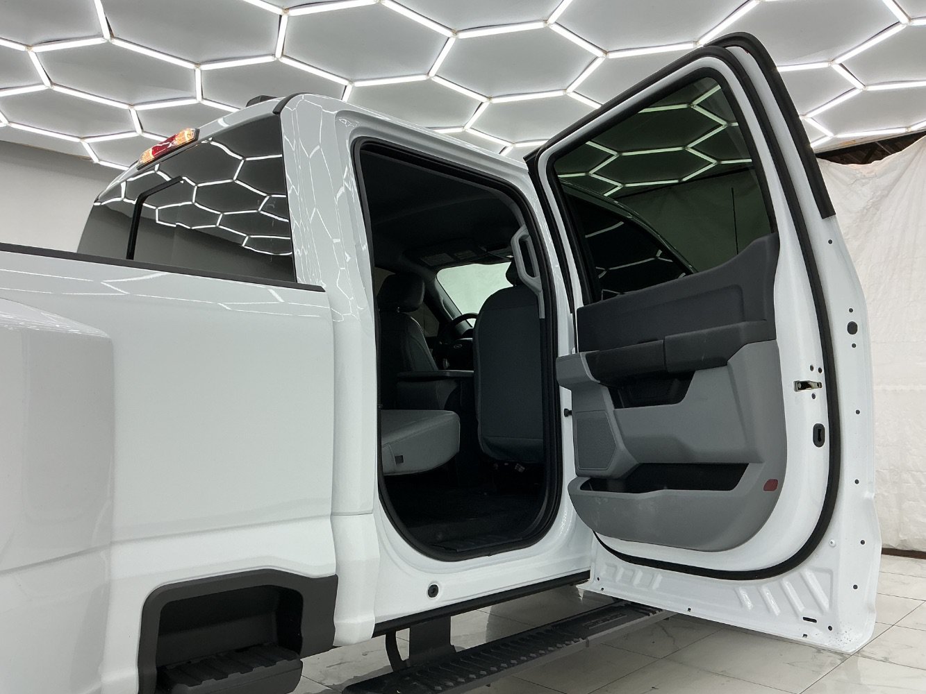 Used 2023 Ford F350 XL AWD/4WD image 25