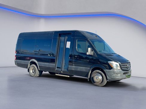 Used 2014 Mercedes-Benz Sprinter 3500 image 3