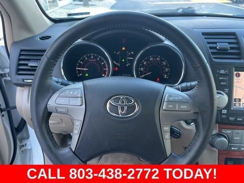 Used 2010 Toyota Highlander Limited AWD/4WD image 20