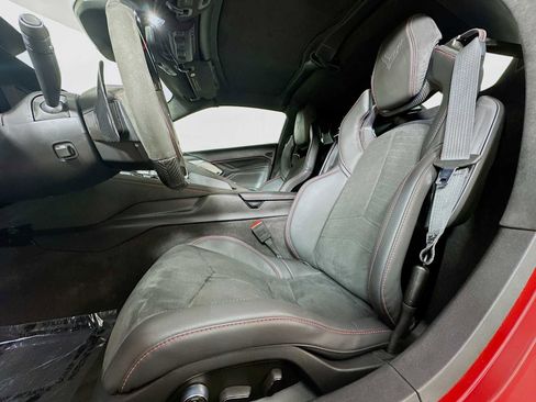 Used 2025 Chevrolet Corvette Z06 w/ Chrome Exterior Badge Package image 5