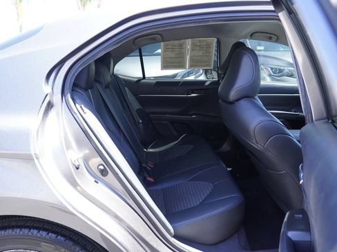 Used 2022 Toyota Camry SE FWD image 25