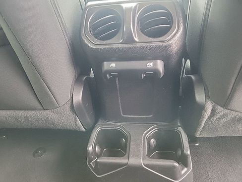 Used 2021 Jeep Wrangler Unlimited Sport image 25