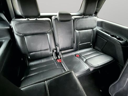 Used 2025 Ford Expedition Platinum w/ Stealth Performance Package AWD/4WD image 19