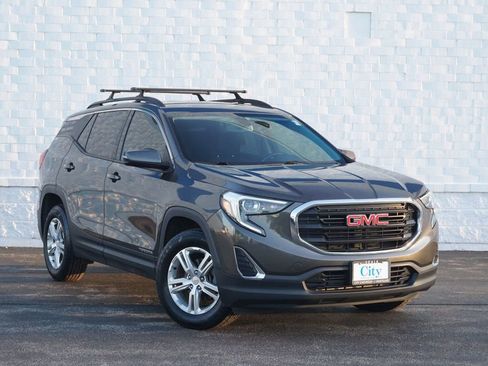 Used 2019 GMC Terrain SLE w/ Driver Convenience Package AWD/4WD image 2