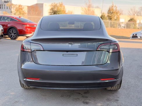 Used 2020 Tesla Model 3 Standard Range image 6