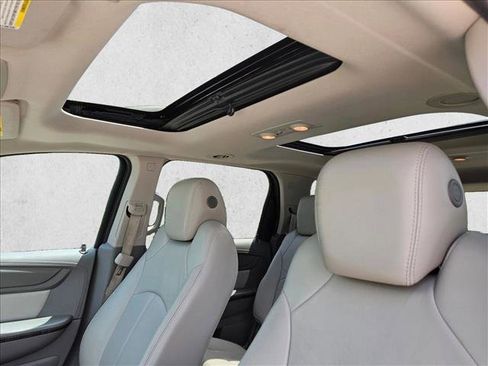 Used 2017 GMC Acadia Limited SLT FWD image 16