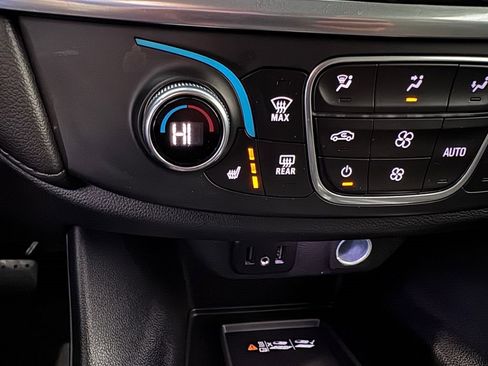 Certified 2022 Chevrolet Traverse LT image 20