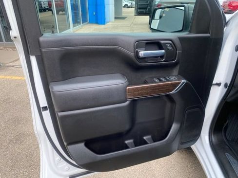 Used 2021 GMC Sierra 1500 Elevation w/ X31 Off-Road Package AWD/4WD image 9