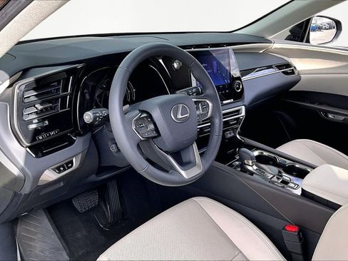 Used 2023 Lexus RX 350 FWD image 14